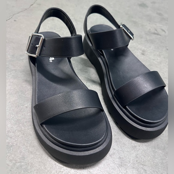 Black Women's Sandals - Picture 11 of 13